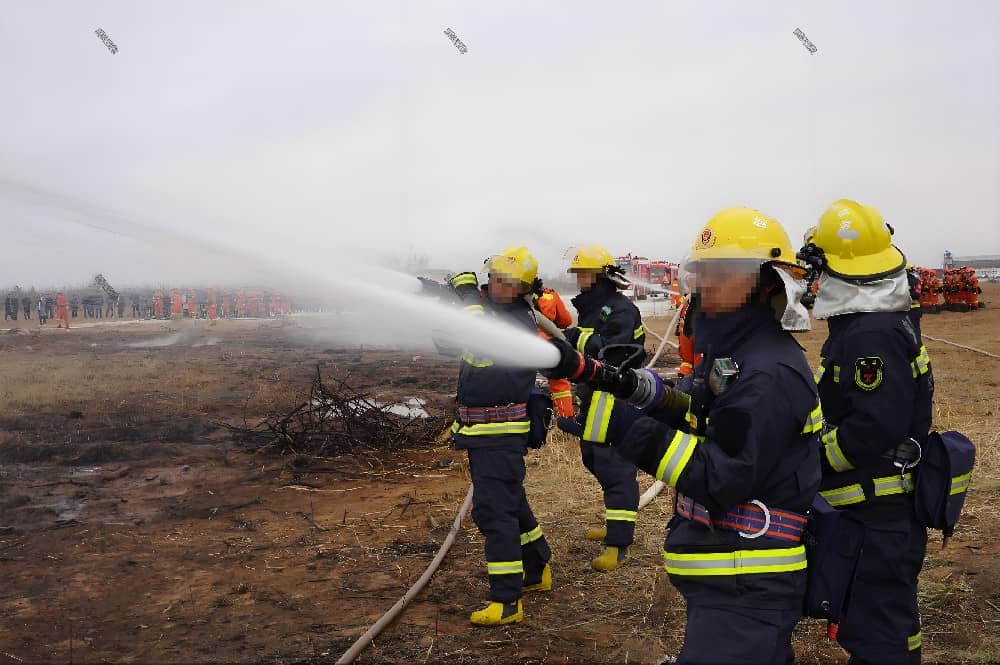 森林火灾扑救特殊车辆，远程供水管线车