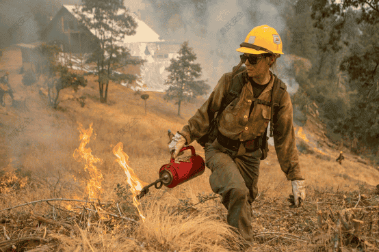 Characteristics and Applications of Igniters