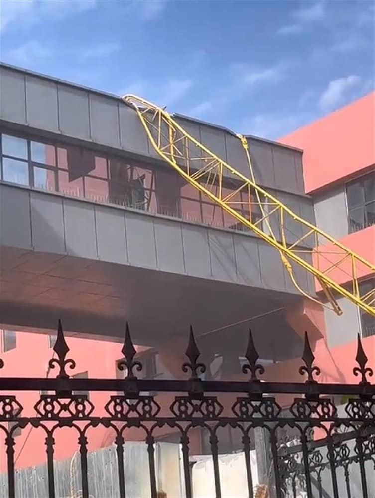 郑州二七区塔吊倒塌事件未造成人员伤亡