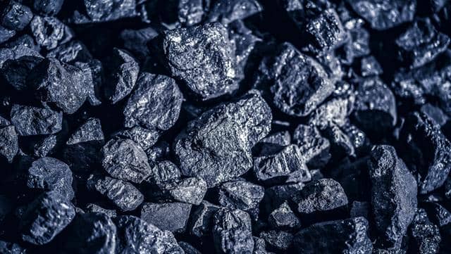 唐山钱家营矿发生事故 6人被困救援紧急进行