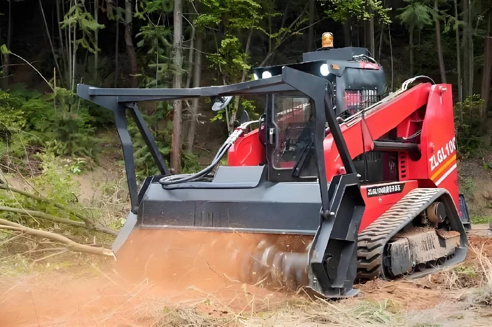 隔离带开辟车，森林防火的“开路先锋”