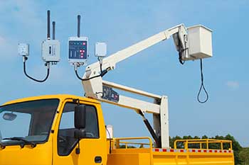 高压近电报警器系统：适配10kV–500kV全电压等级