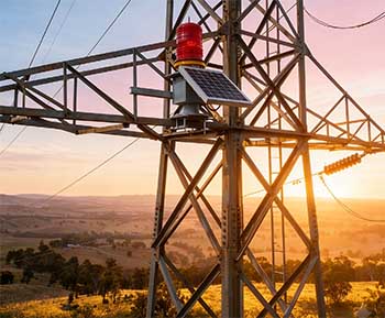 如何选择可靠的航空障碍灯生产厂家？五大关键评估维度