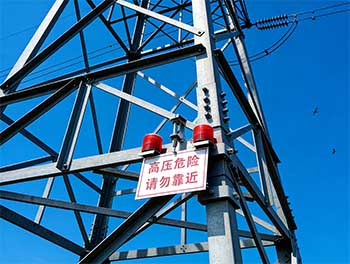 高压线防外破警示灯：为电网铸造安全力量