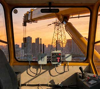 吊车近电感应报警器_主动预警，杜绝高空触电风险