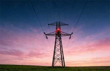 风电与楼宇的安全标配：太阳能航空障碍灯