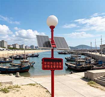 偏远沿海无市电？太阳能台风预警宣传信号杆完美适配