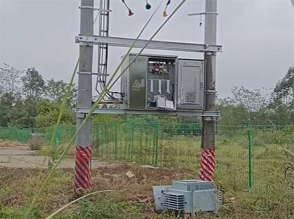 深山电力台区安防瘫痪？这款太阳能监控杆彻底解决！